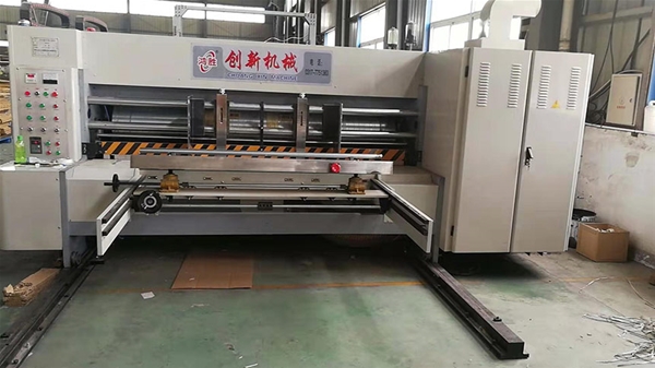 紙(zhǐ)箱生産車間