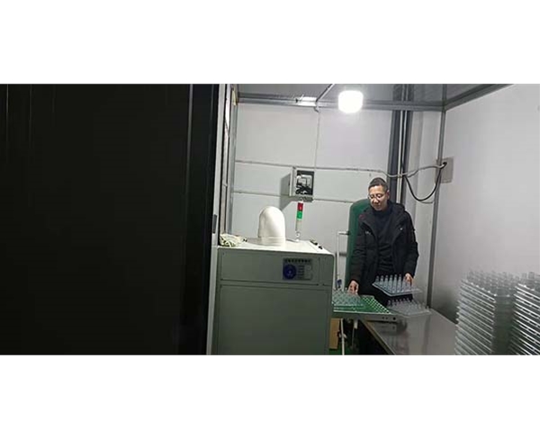 吸塑除(chu)塵車間(jian)一角