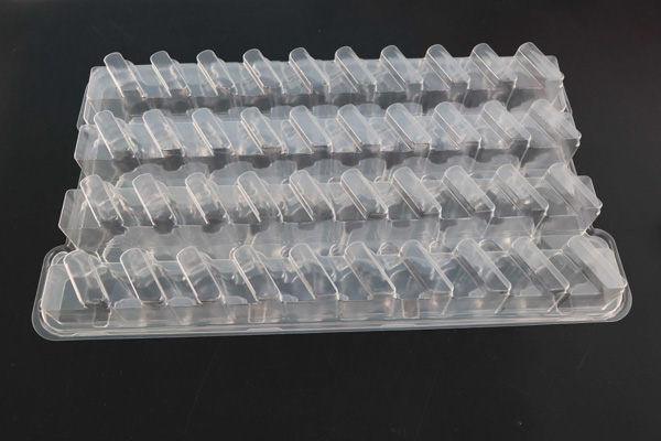 六(liù)安汽車零(líng)部件吸塑(sù)包裝-方立(lì)包裝-汽車(chē)零部件吸(xī)塑包裝供(gòng)應