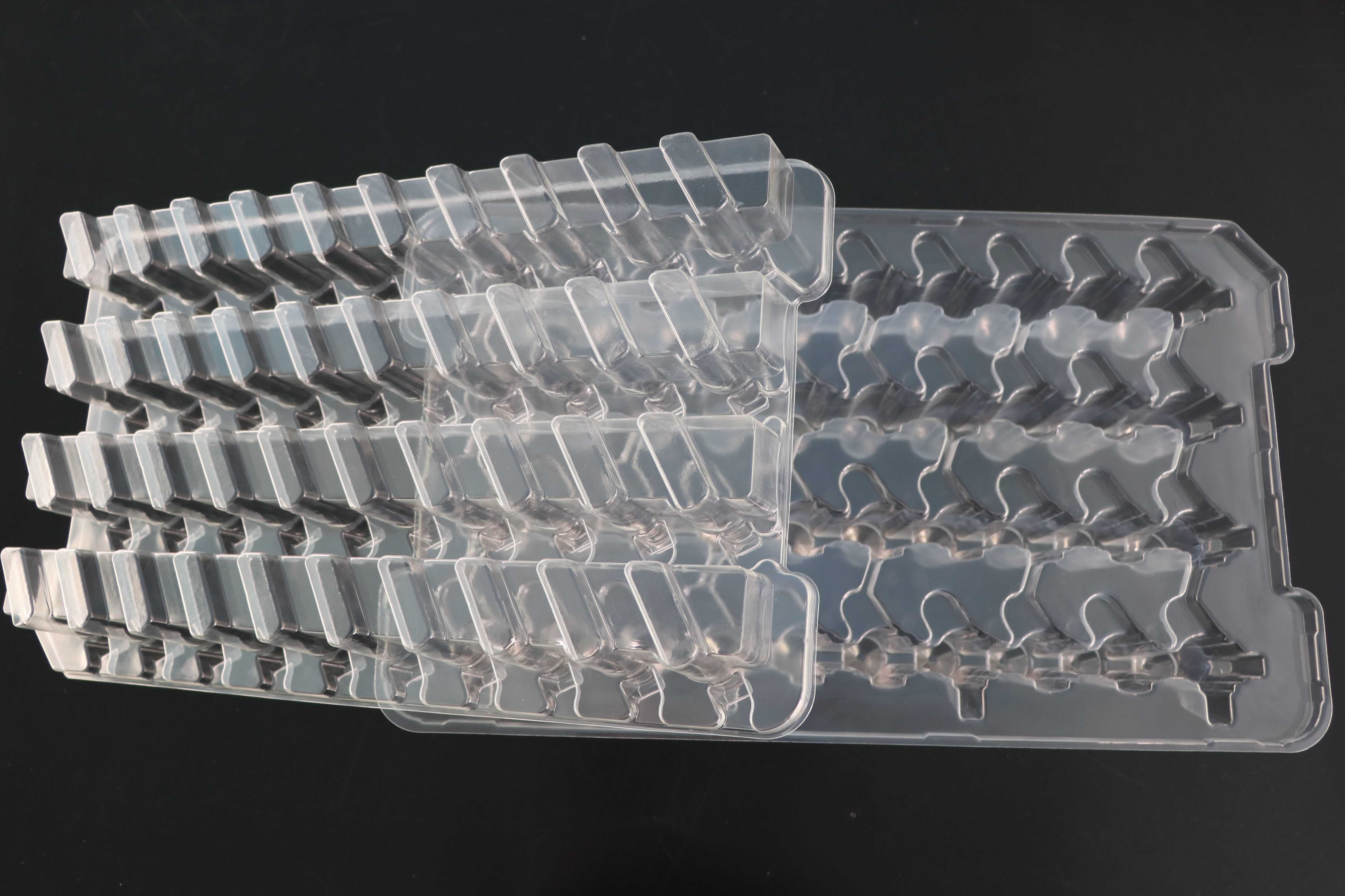 汽(qì)車零部(bù)件吸塑(su)包裝