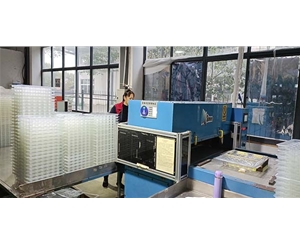 吸塑車(chē)間一角