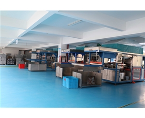 吸塑包裝(zhuang)生産車間